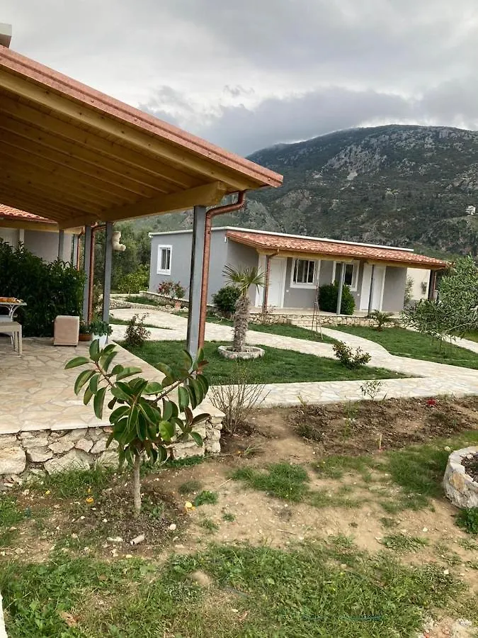 Lani Luxury Apartaments Qeparo