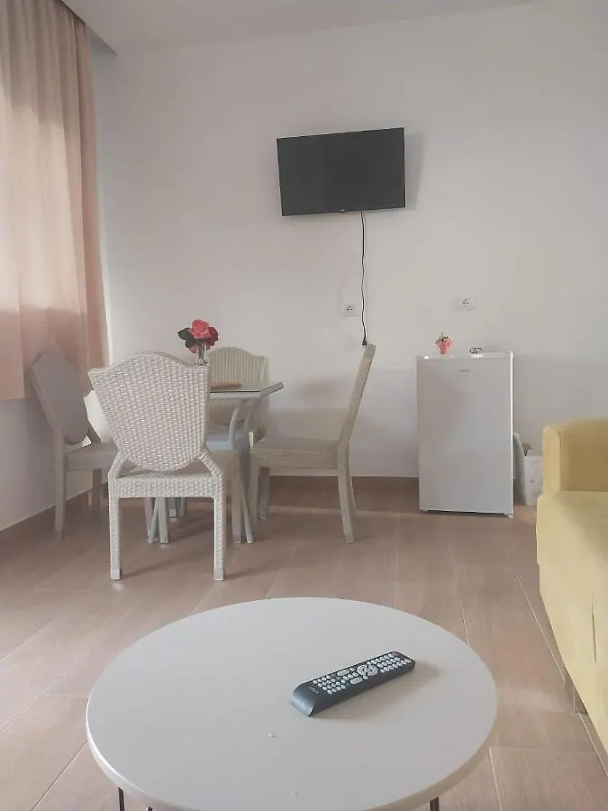 Lani Luxury Apartaments Qeparo Apartment
